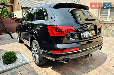 Внедорожник / Кроссовер Audi Q7 2015 в 