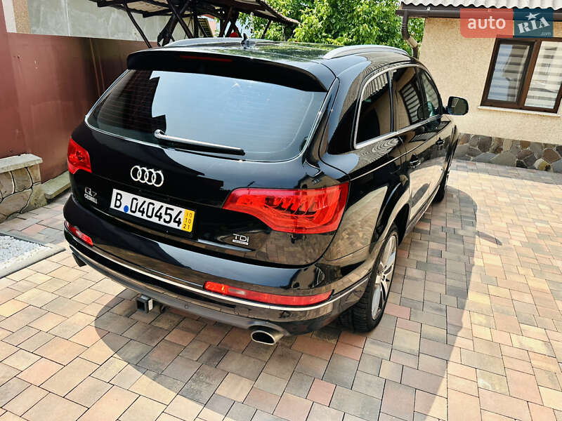 Внедорожник / Кроссовер Audi Q7 2015 в Нижней Апше