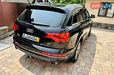 Внедорожник / Кроссовер Audi Q7 2015 в 