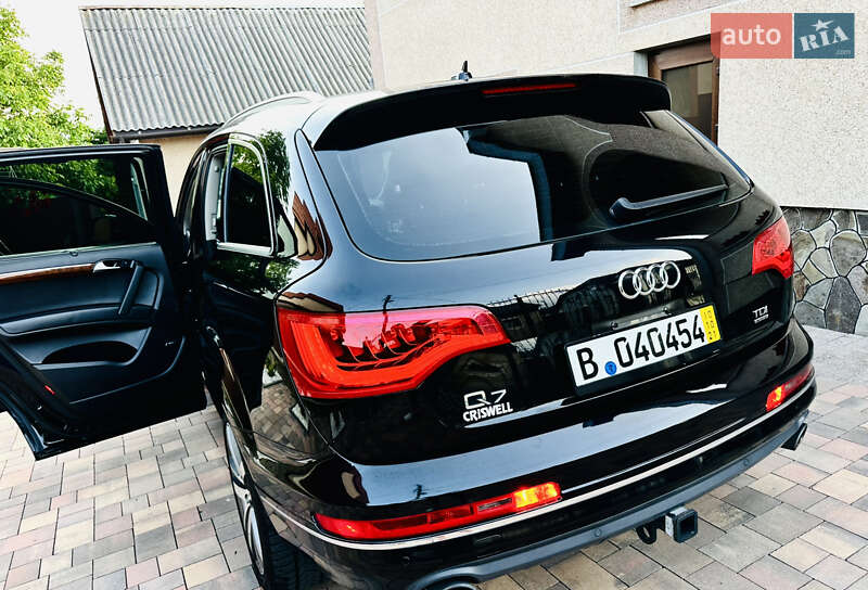 Внедорожник / Кроссовер Audi Q7 2015 в Нижней Апше