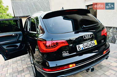 Внедорожник / Кроссовер Audi Q7 2015 в 