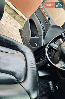 Внедорожник / Кроссовер Audi Q7 2015 в 
