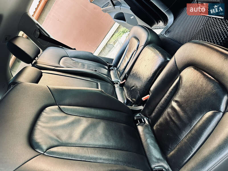 Внедорожник / Кроссовер Audi Q7 2015 в Нижней Апше