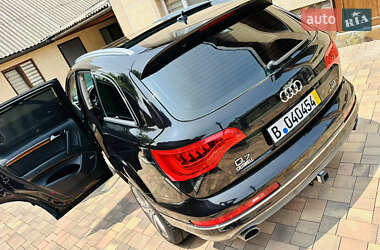 Внедорожник / Кроссовер Audi Q7 2015 в 