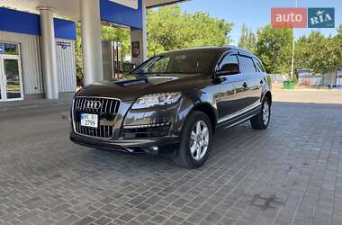 Позашляховик / Кросовер Audi Q7 2012 в Миколаєві