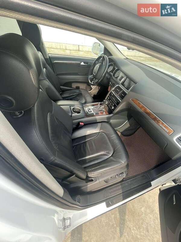 Внедорожник / Кроссовер Audi Q7 2012 в Монастырище фото 11 Внедорожник / Кроссовер Audi Q7 2012 в Монастырище