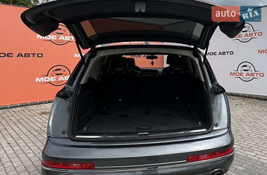 Внедорожник / Кроссовер Audi Q7 2013 в 