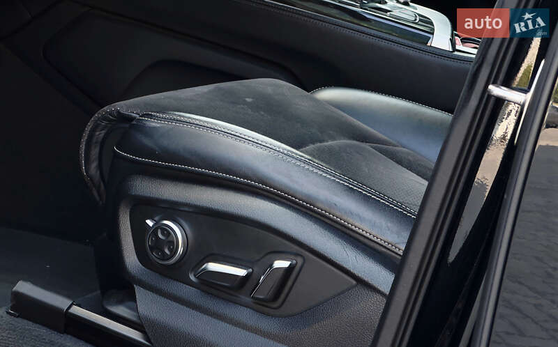 Внедорожник / Кроссовер Audi Q7 2017 в Днепре