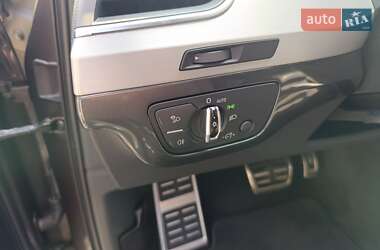 Внедорожник / Кроссовер Audi Q7 2016 в 