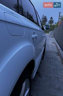 Позашляховик / Кросовер Audi Q7 2012 в 