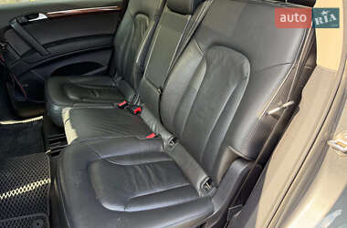 Внедорожник / Кроссовер Audi Q7 2013 в 