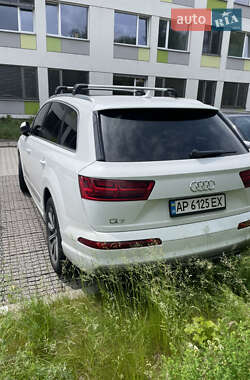 Внедорожник / Кроссовер Audi Q7 2019 в 