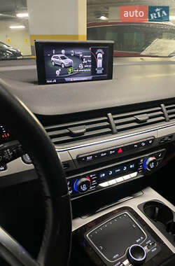 Внедорожник / Кроссовер Audi Q7 2019 в 