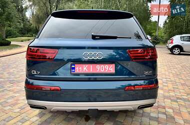 Внедорожник / Кроссовер Audi Q7 2018 в 