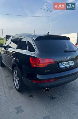 Внедорожник / Кроссовер Audi Q7 2006 в 