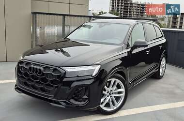 Внедорожник / Кроссовер Audi Q7 2024 в Киеве