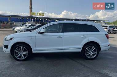 Внедорожник / Кроссовер Audi Q7 2014 в 
