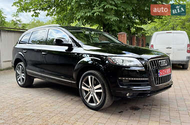 Позашляховик / Кросовер Audi Q7 2013 в 
