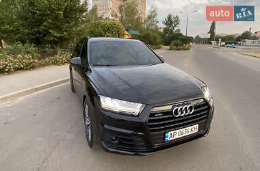 Внедорожник / Кроссовер Audi Q7 2018 в 