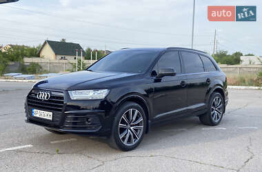Внедорожник / Кроссовер Audi Q7 2018 в 