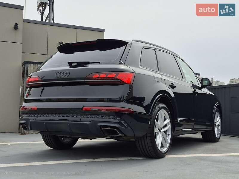 Позашляховик / Кросовер Audi Q7 2024 в Києві