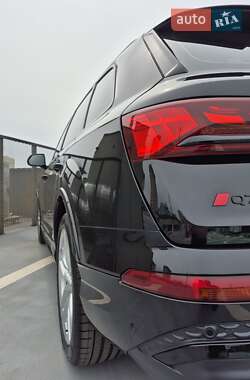 Внедорожник / Кроссовер Audi Q7 2024 в 