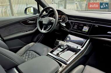 Внедорожник / Кроссовер Audi Q7 2024 в 