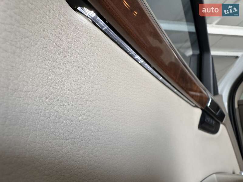 Внедорожник / Кроссовер Audi Q7 2015 в Тернополе