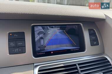 Внедорожник / Кроссовер Audi Q7 2015 в 