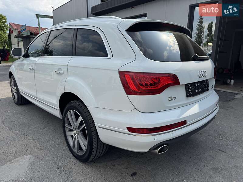 Внедорожник / Кроссовер Audi Q7 2015 в Тернополе