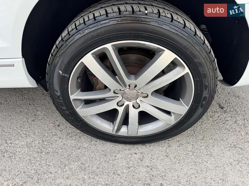Внедорожник / Кроссовер Audi Q7 2015 в Тернополе