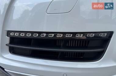 Внедорожник / Кроссовер Audi Q7 2015 в 