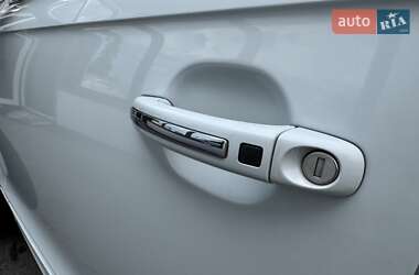 Внедорожник / Кроссовер Audi Q7 2015 в 