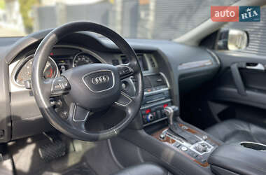 Внедорожник / Кроссовер Audi Q7 2014 в 