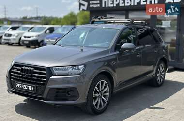 Внедорожник / Кроссовер Audi Q7 2019 в 