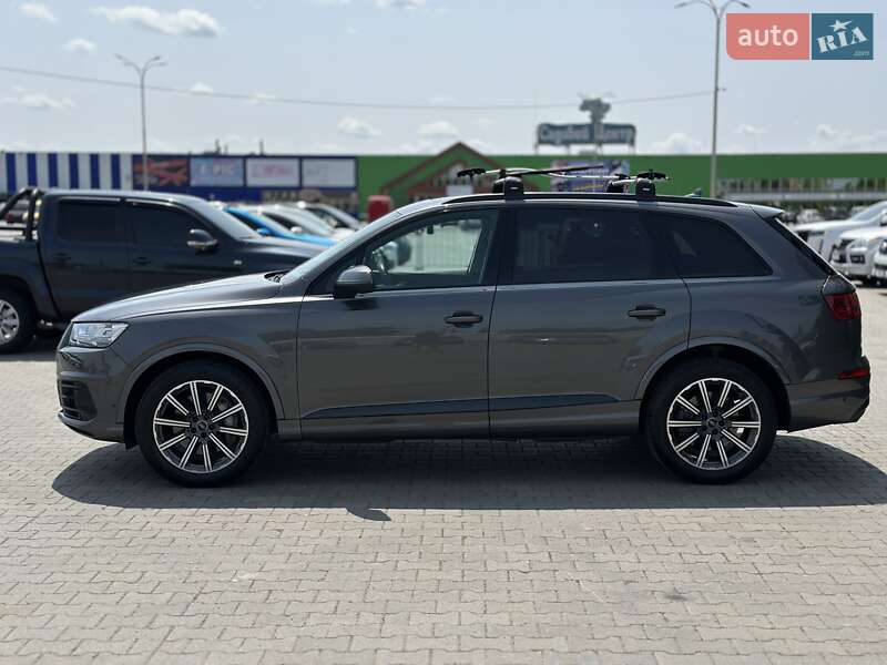 Внедорожник / Кроссовер Audi Q7 2019 в Черновцах