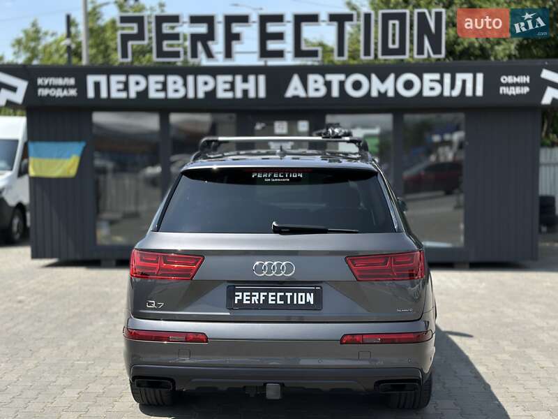 Внедорожник / Кроссовер Audi Q7 2019 в Черновцах
