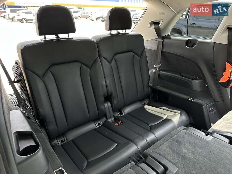 Внедорожник / Кроссовер Audi Q7 2019 в Черновцах