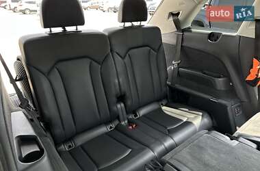 Внедорожник / Кроссовер Audi Q7 2019 в 