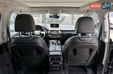 Внедорожник / Кроссовер Audi Q7 2019 в 