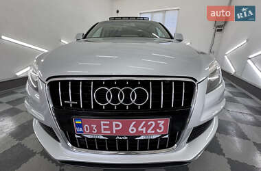 Позашляховик / Кросовер Audi Q7 2013 в 