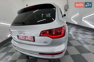 Позашляховик / Кросовер Audi Q7 2013 в 