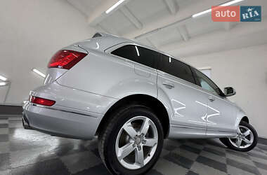 Позашляховик / Кросовер Audi Q7 2013 в 