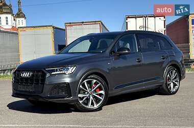 Позашляховик / Кросовер Audi Q7 2021 в Києві