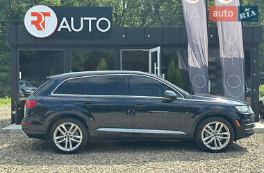 Позашляховик / Кросовер Audi Q7 2016 в 