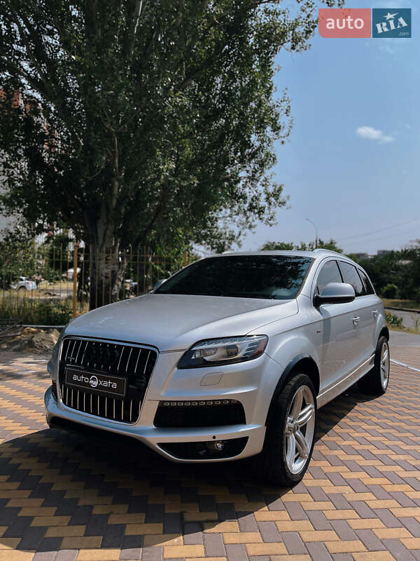 Внедорожник / Кроссовер Audi Q7 2013 в Николаеве