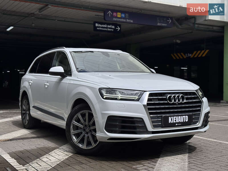 Внедорожник / Кроссовер Audi Q7 2018 в Киеве