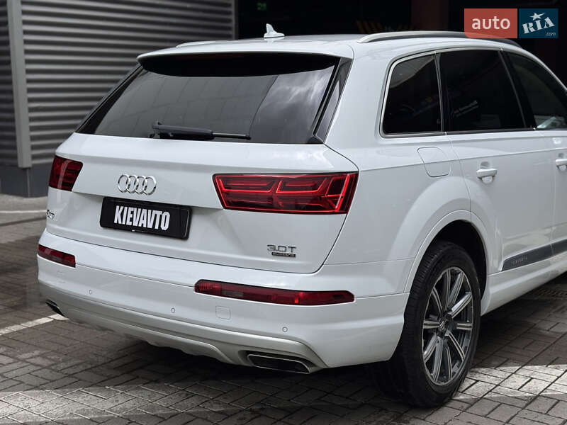 Внедорожник / Кроссовер Audi Q7 2018 в Киеве