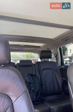 Внедорожник / Кроссовер Audi Q7 2011 в 