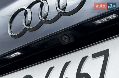 Внедорожник / Кроссовер Audi Q7 2016 в 